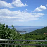 With Parking Space - 7468 Apartment Labin (Istria)